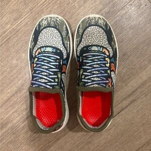 Psudo Women’s Court Terra Sneakers - Sz 7 - MSRP $138